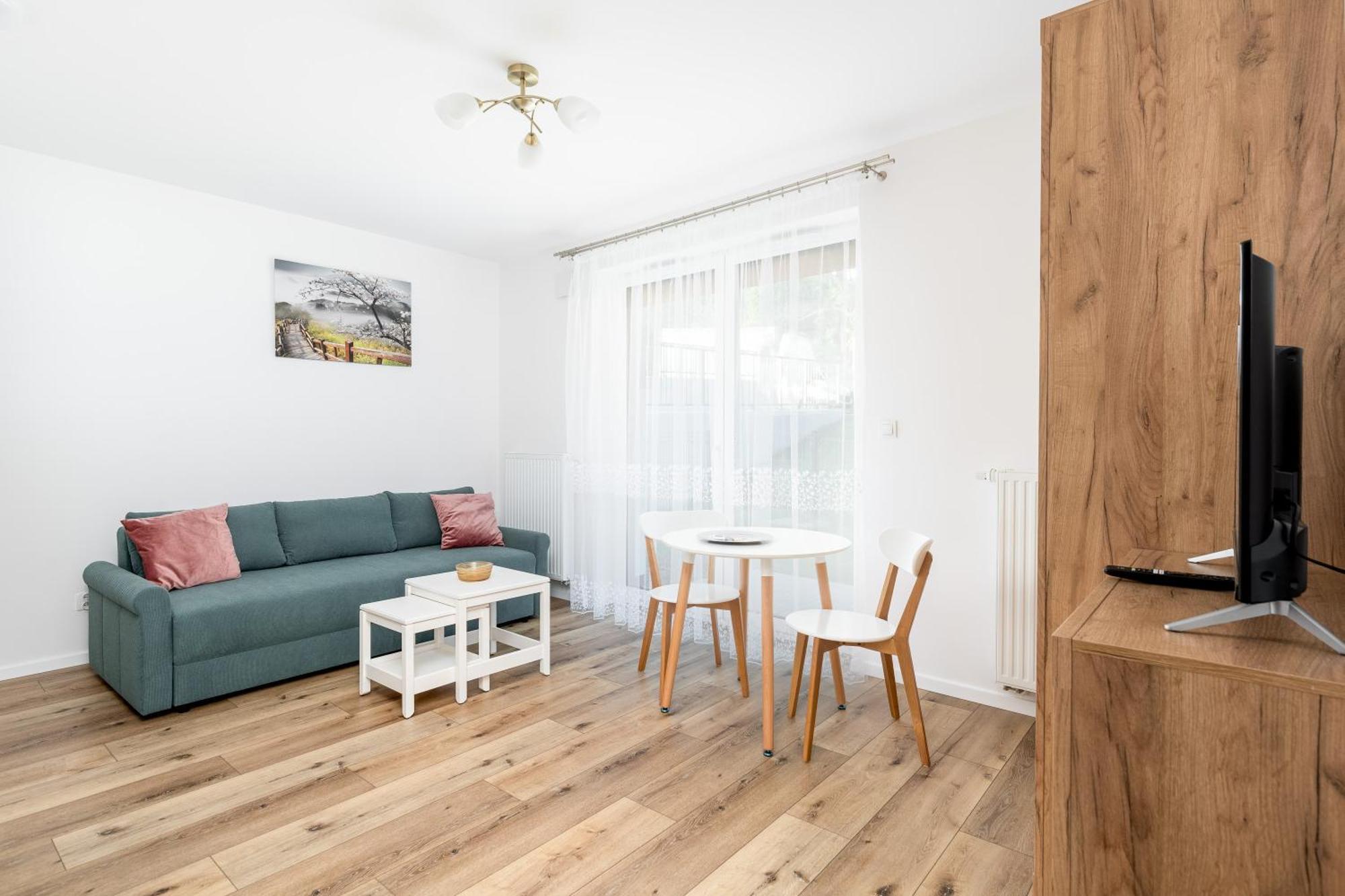 Apartment Czerwone Maki With Garden Krakau
